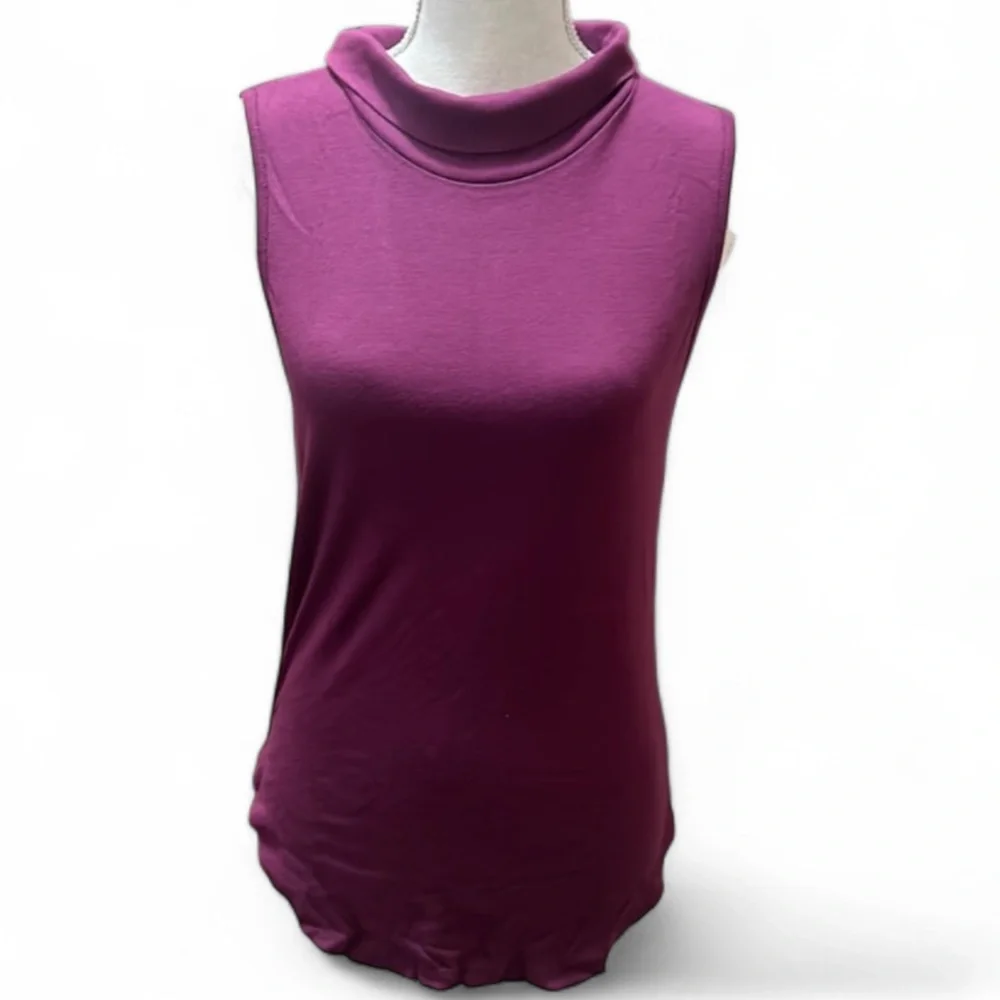 ✨✨NWOT Free People Sleeveless Turtleneck Purple Top S 100% Cotton